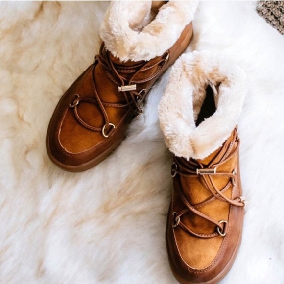 CAMEL FUX LINED BOOTS - Shoe - Picture 3 of 5